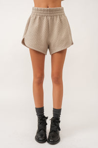 Kelsie Quilted Shorts • Smoky Taupe