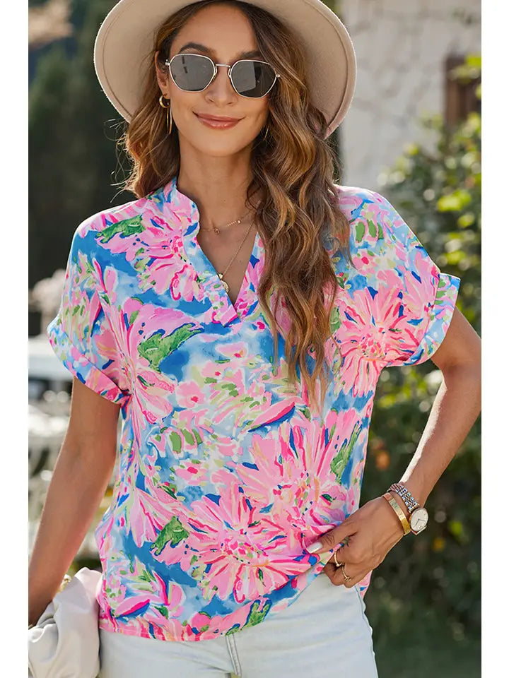 A Little Flirty Top • Floral