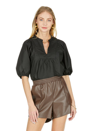 Front Yoke Top • Black