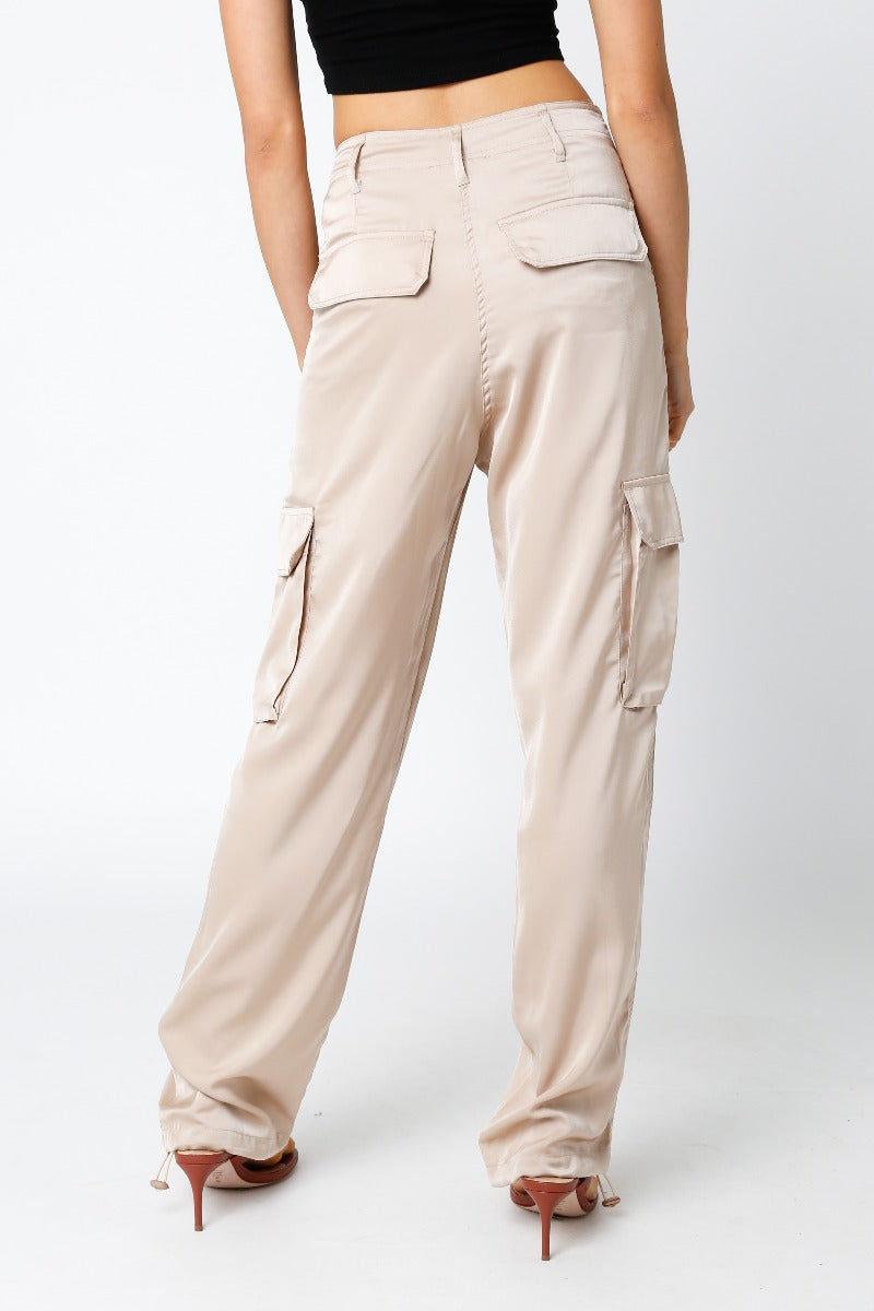 Wyann Parachute Pants • Khaki