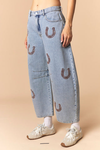 Horse Shoe Embroidery Denim Barrel Jeans • Light