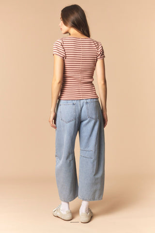 Horse Shoe Embroidery Denim Barrel Jeans • Light