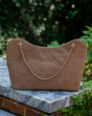 Betsy Tote • Latte S LD