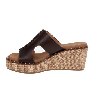 Kiss N Tell Wedge Sandal • Walnut