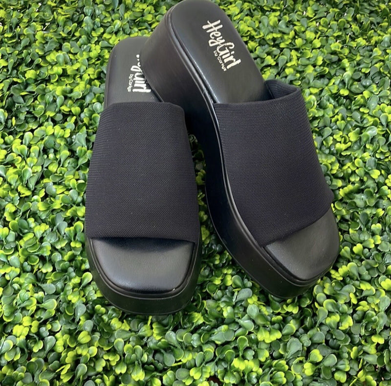 Totally Platform Slide • Black