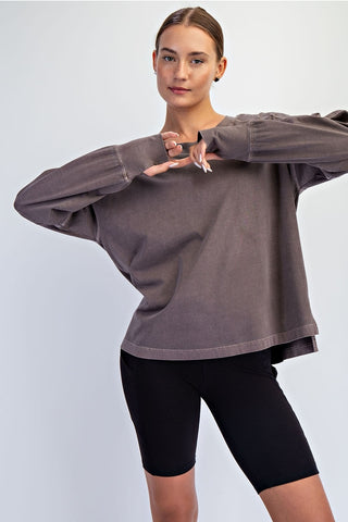 Yuri Pigment Washed Cotton V-Neck Top • Mocha