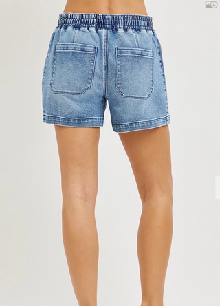 Becca Slouchy Star Patch Shorts • Medium