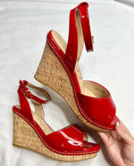 Beaming Wedge • Red