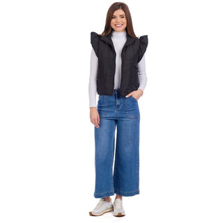 Lile Ruffle Quilted Vest • Black