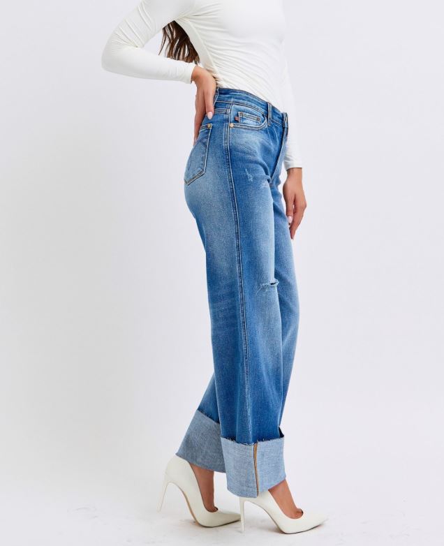 Judy Blue HW Retro Wide Leg w/ Cuff Jeans • Medium Wash