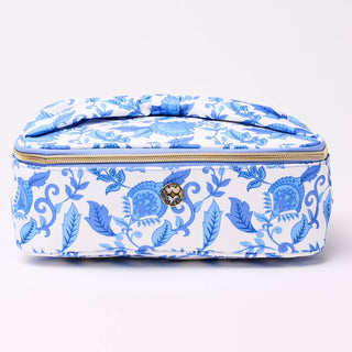 Make Me Blush Makeup Bag • Porcelain Vines