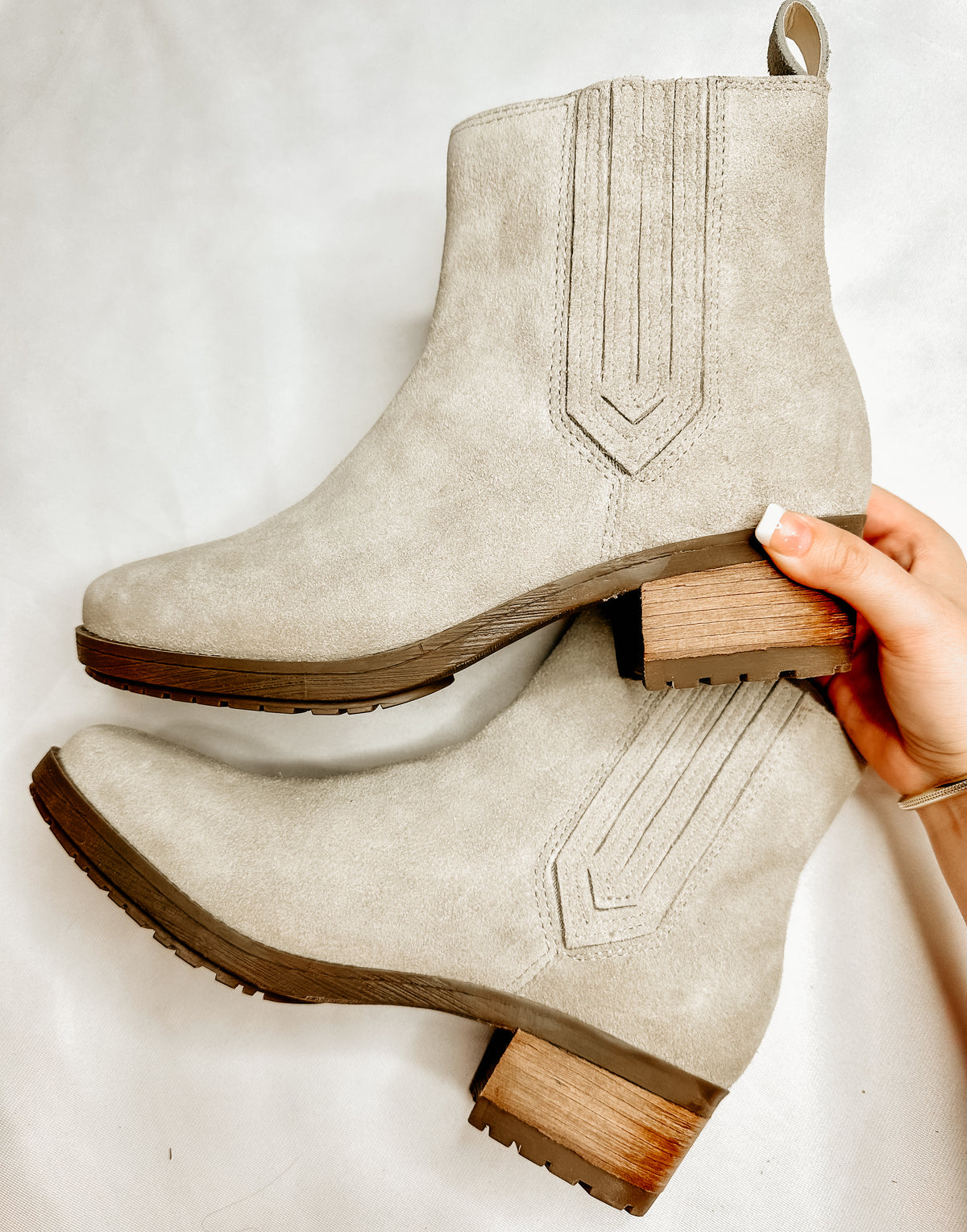 Lily Gored Bootie Light Grey Suede Boots