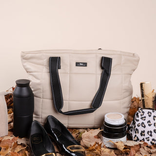 Layover Medium Tote • Putty Box Quilted