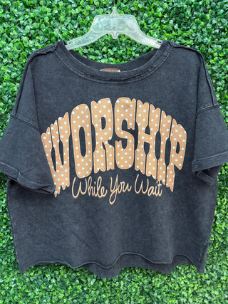 Worship Graphic Tee • Black