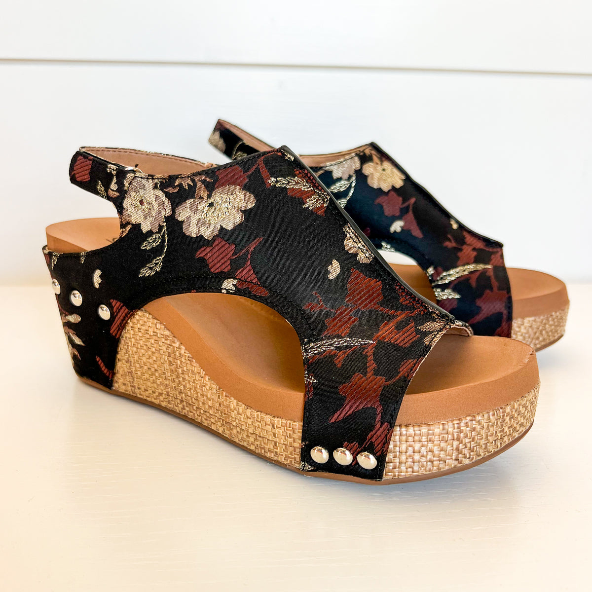 Carley Wedge • Black Tan Floral