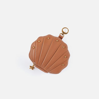 Seashell Clip Pouch • Warm Cashew