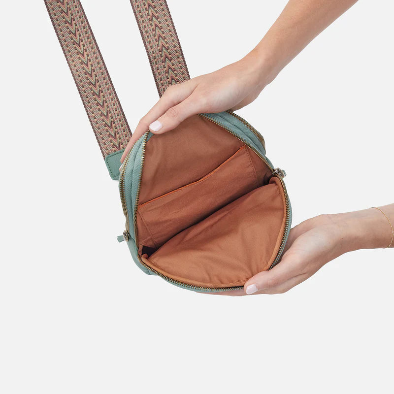 Cass Sling • Sling Bag