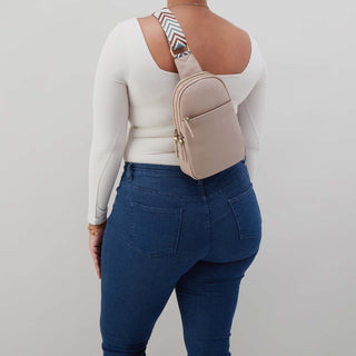 Cass Sling • Sling Bag