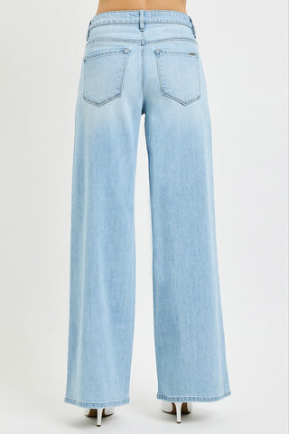 Ria Slouchy Wide Leg Jeans • Light Wash