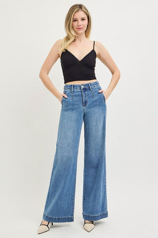 Daisy High-Rise Wide Jeans • Medium
