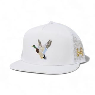 Flyaway Snapback Hat • Flat Bill Whte