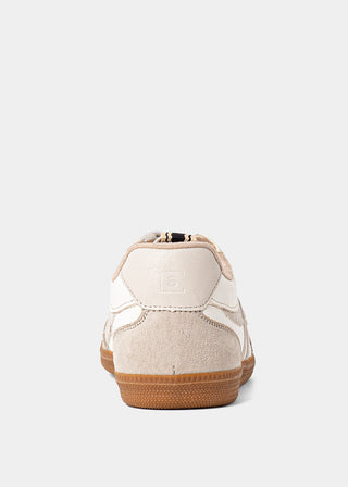 Sasha Sneaker • White