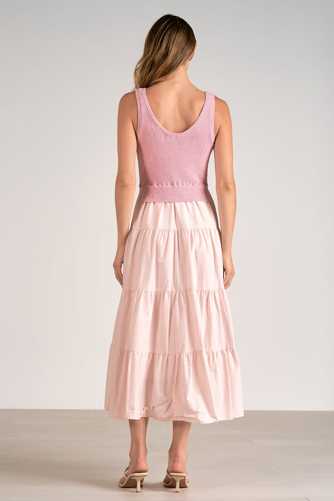 Amelia Midi Dress Lilac Lilac / M Amelia Midi Dress Lilac Lilac / M
