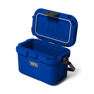 Roadie® 8 Hard Cooler • Royal Blue