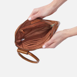 Sable Wristlet • Truffle