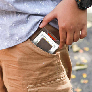 UGA Crazyhorse Front Pocket Wallet • Light Brown