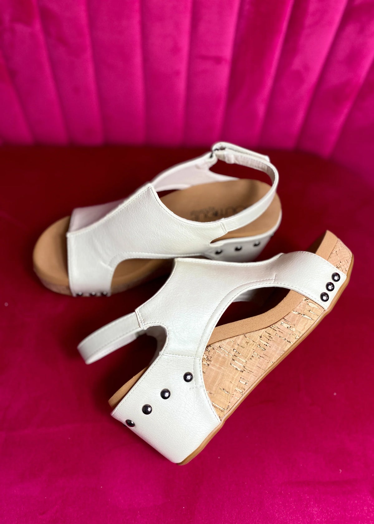 Carley Wedge • Cream