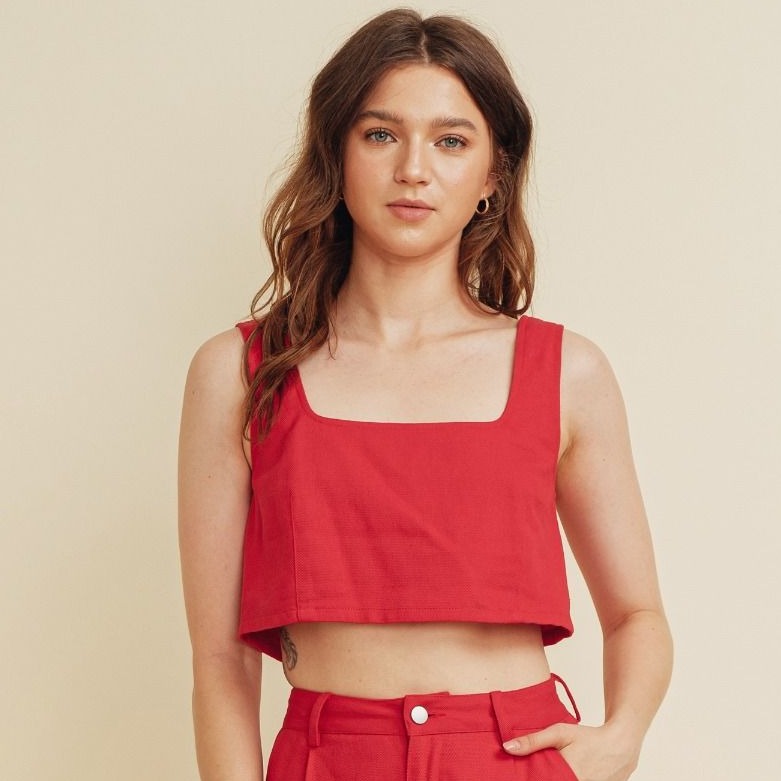 Lillian Lave Up Back Game Day Top • Red