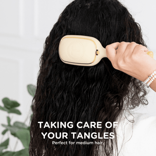 Detangler Brush for Medium Hair • Tan