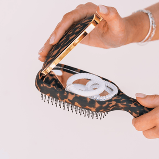 Detangler Brush for Thick Hair • Tortoise