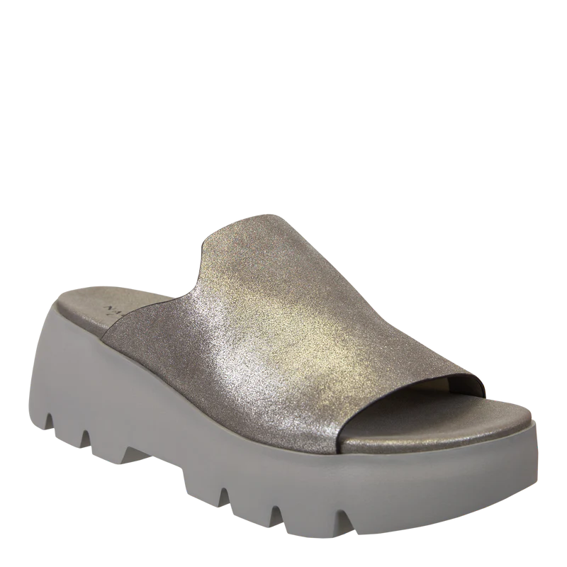 Drift Sandal • Silver