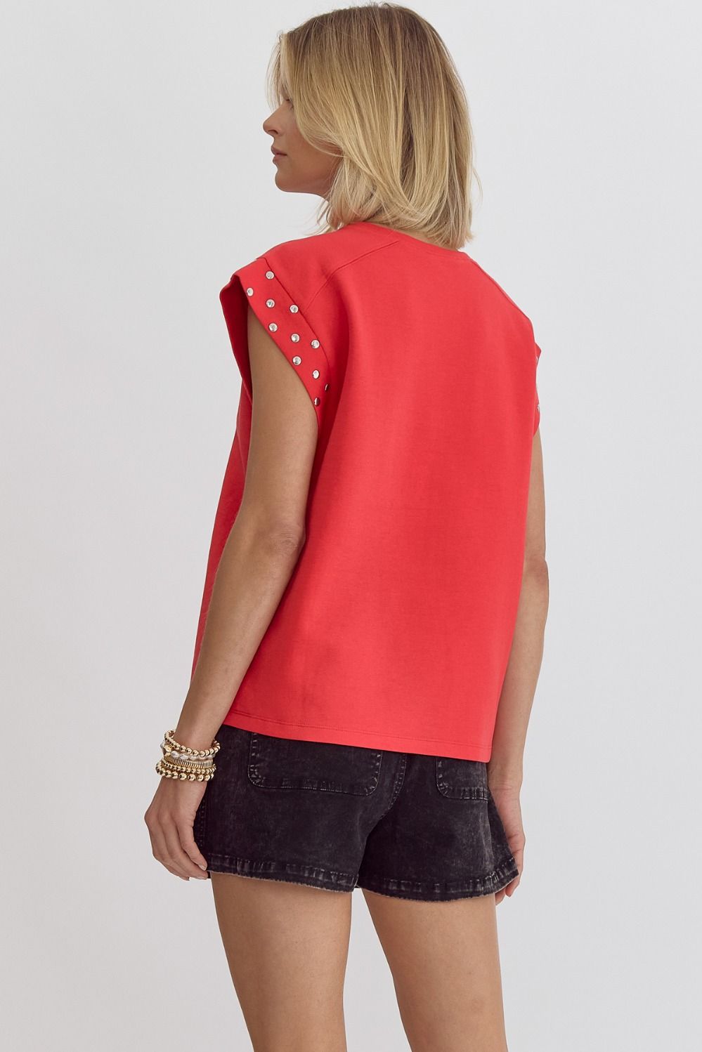 Memo Stud Top• Red