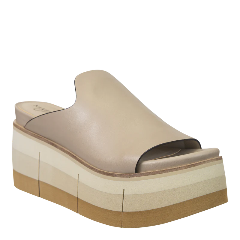 Flow Platform Wedge • Beige