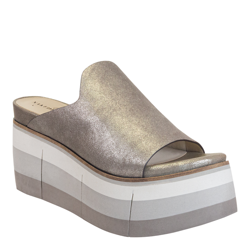 Flow Platform Sandals • Silver