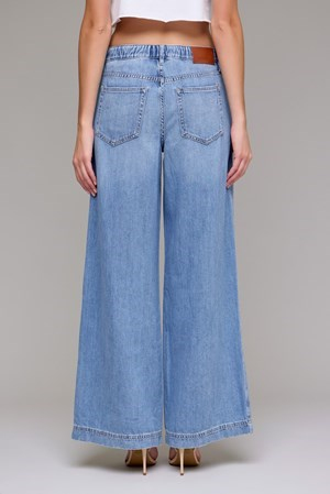 Novalee Drawstring Wide Leg Jeans • Light Wash