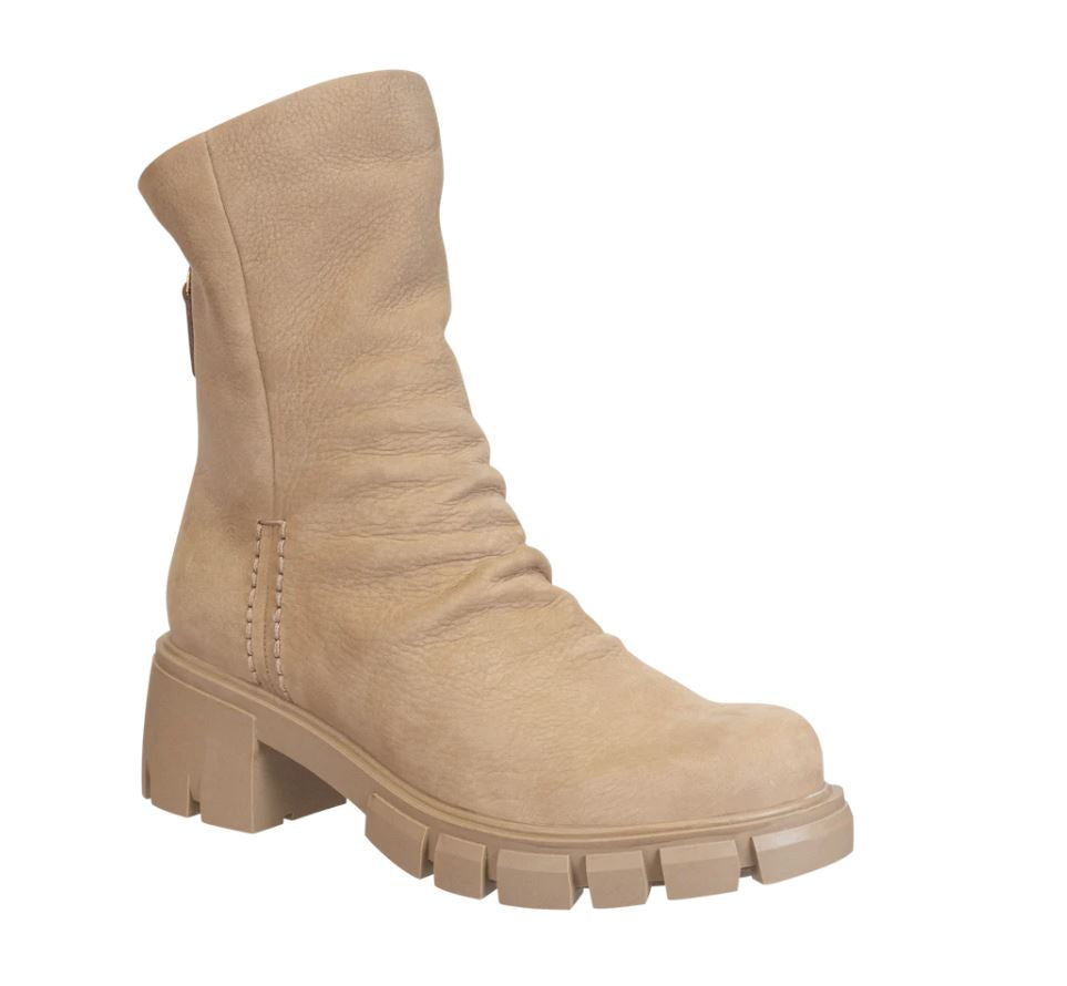 Protocol Boot • Beige