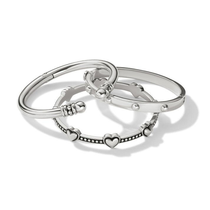 Pretty Tough Bold Petite Heart Bangle