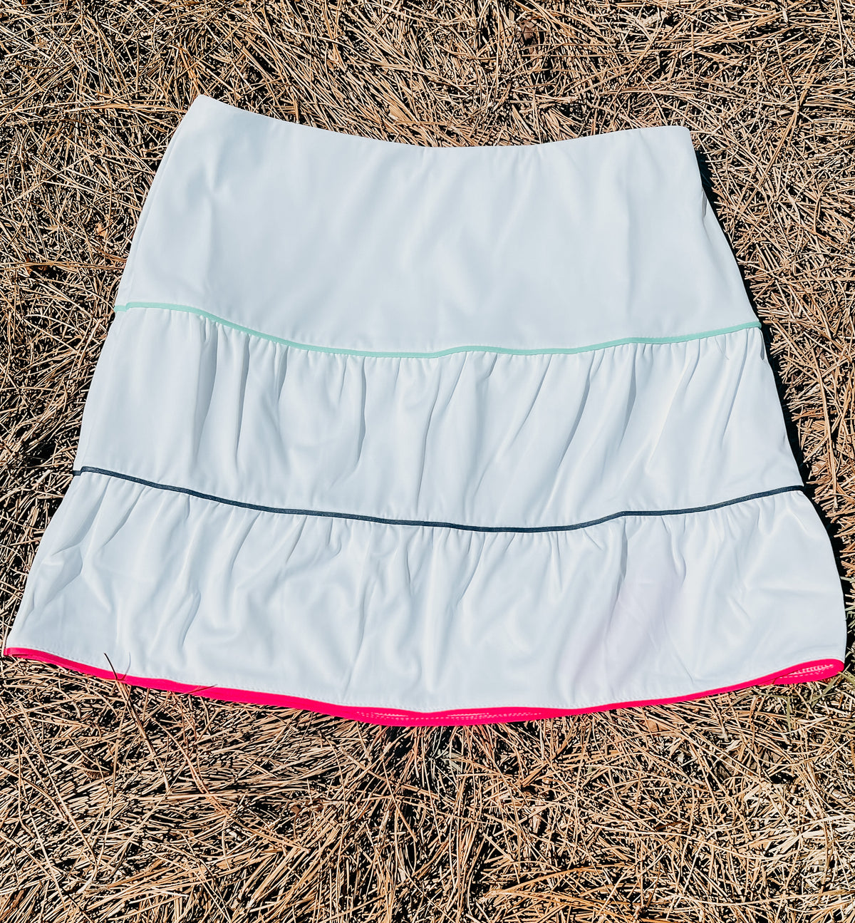 Jessie Tiered Skort Piping Detail • White