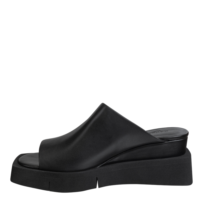 Infinity Wedge Sandals • Black