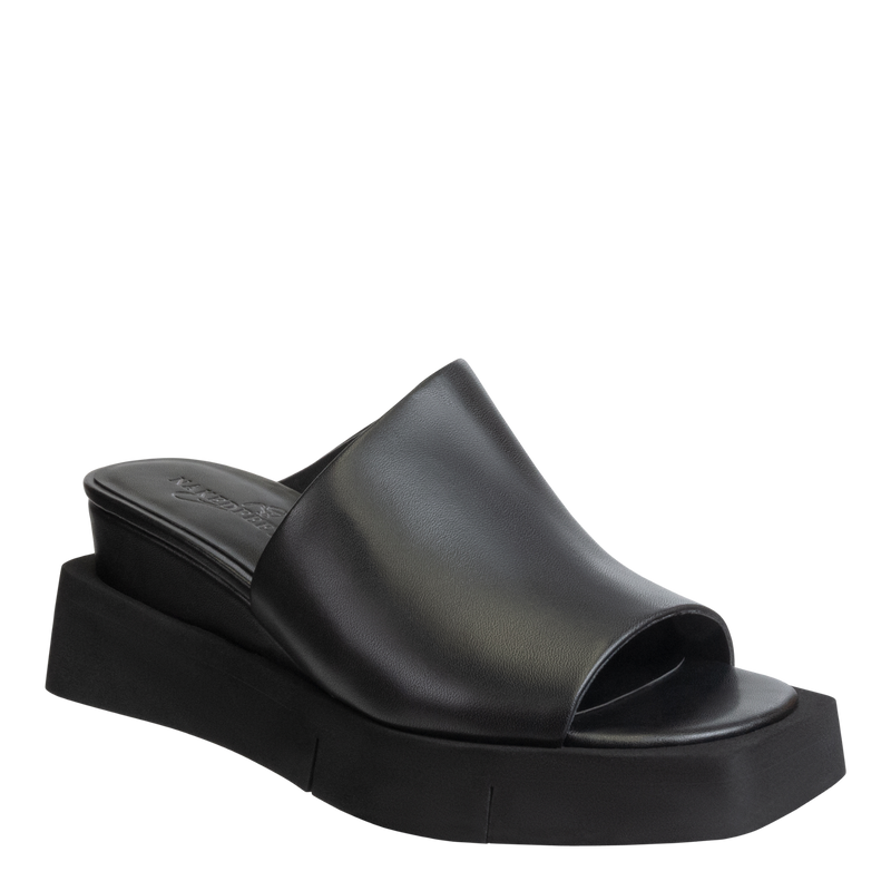 Infinity Wedge Sandals • Black